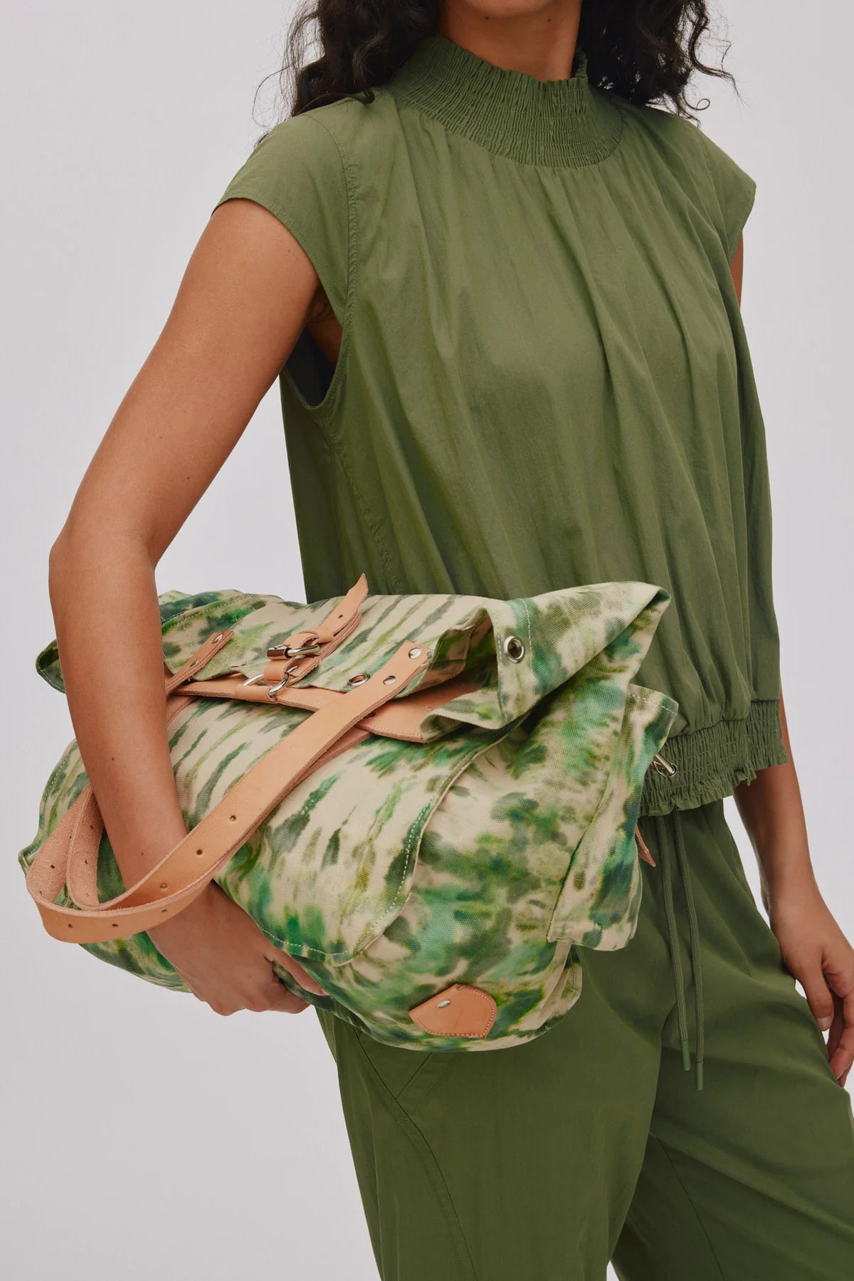 RABENS SALONER Bag "Ceci" army