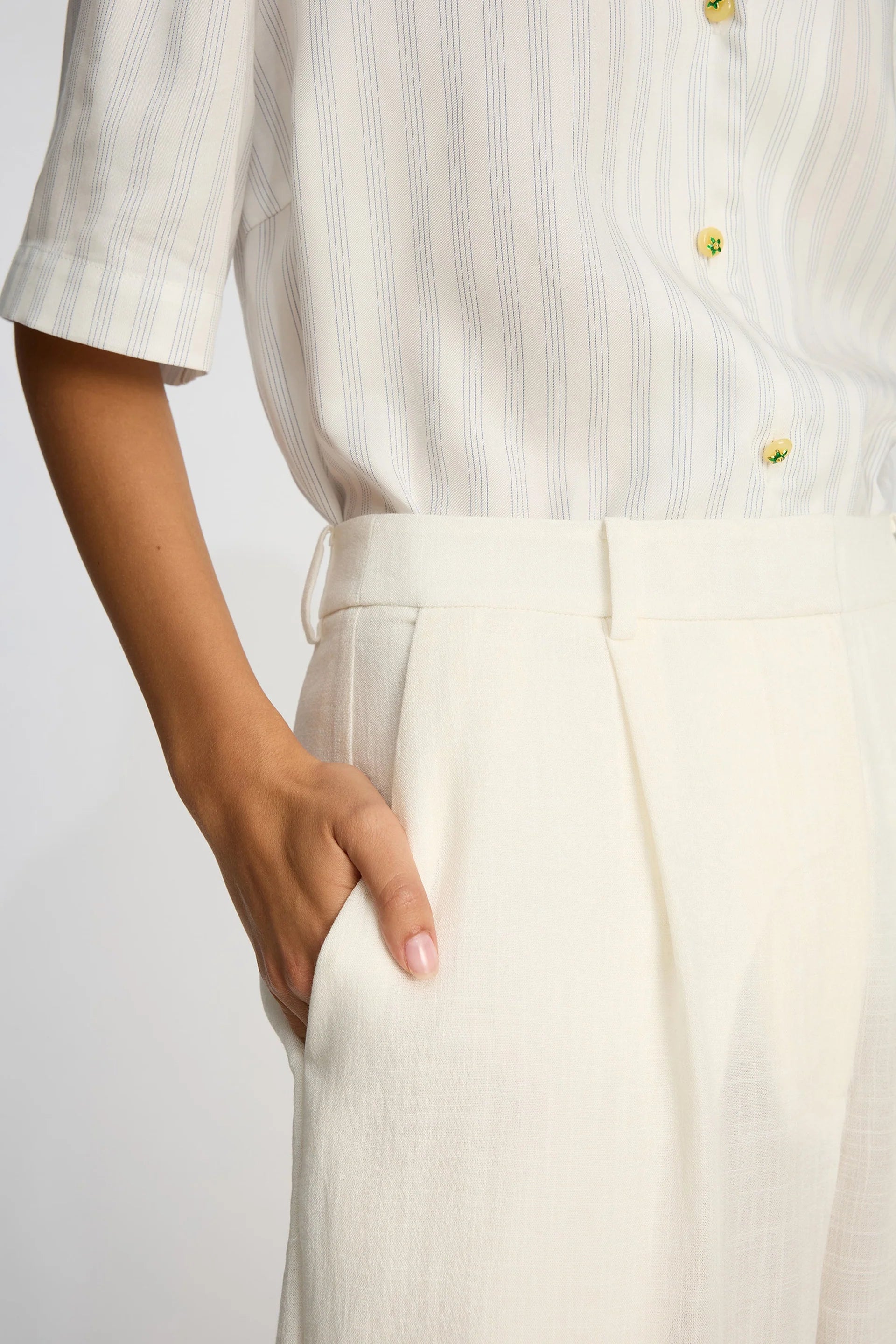 MUNTHE Pants "Kosmila" ivory