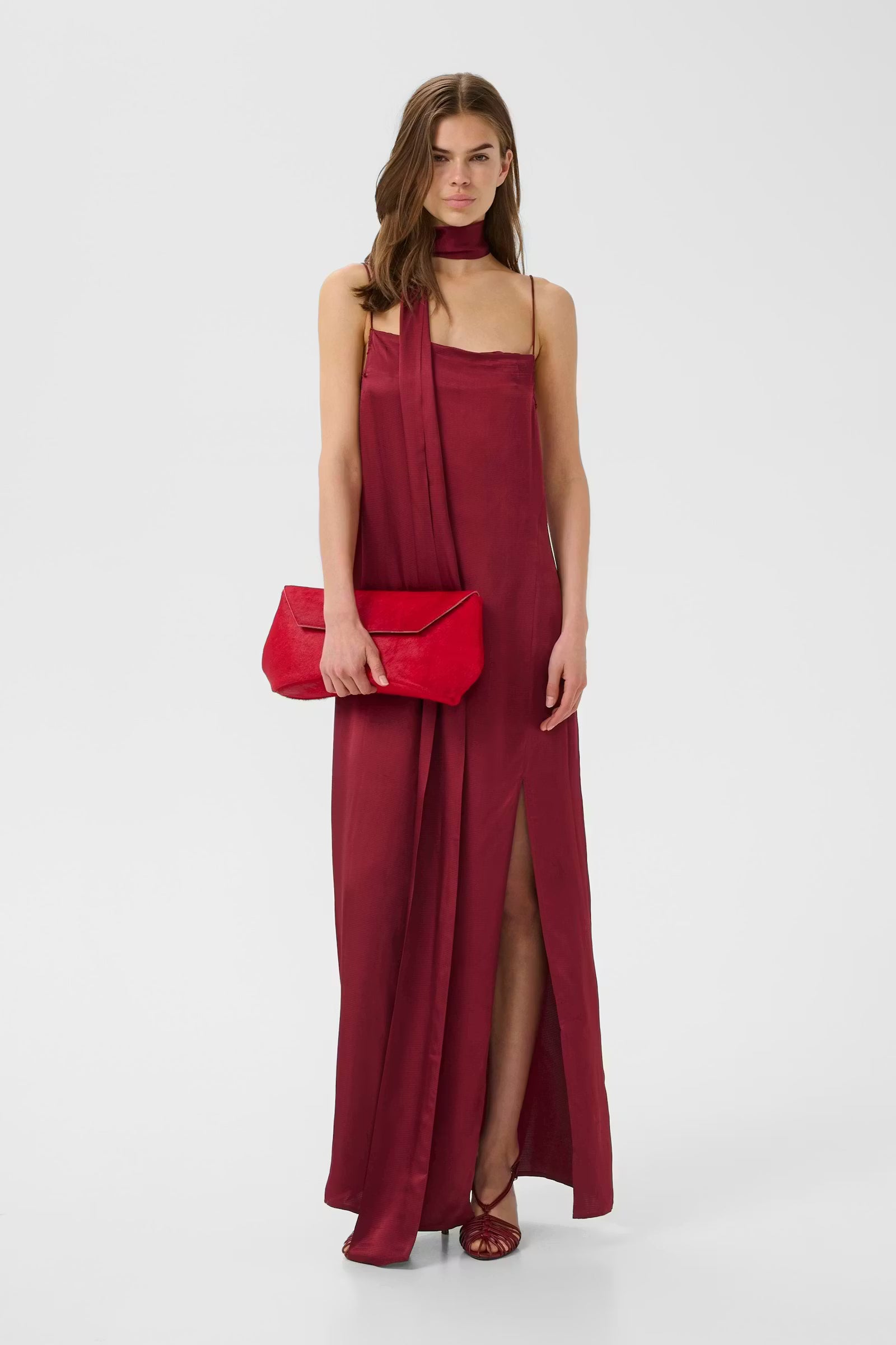 GESTUZ Dress "Sirwa" cabernet