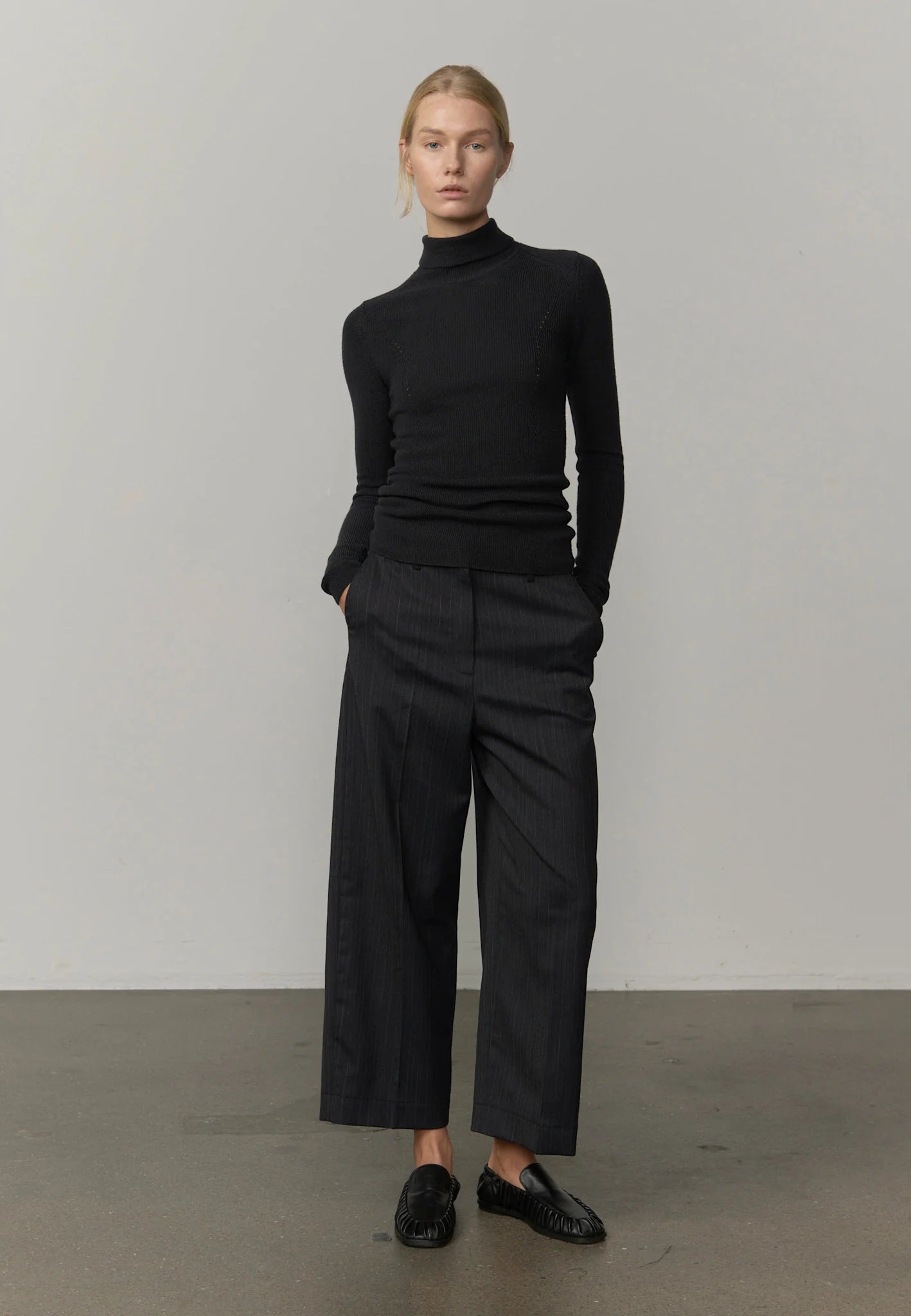 HERSKIND Pullover "Bib" dark grey