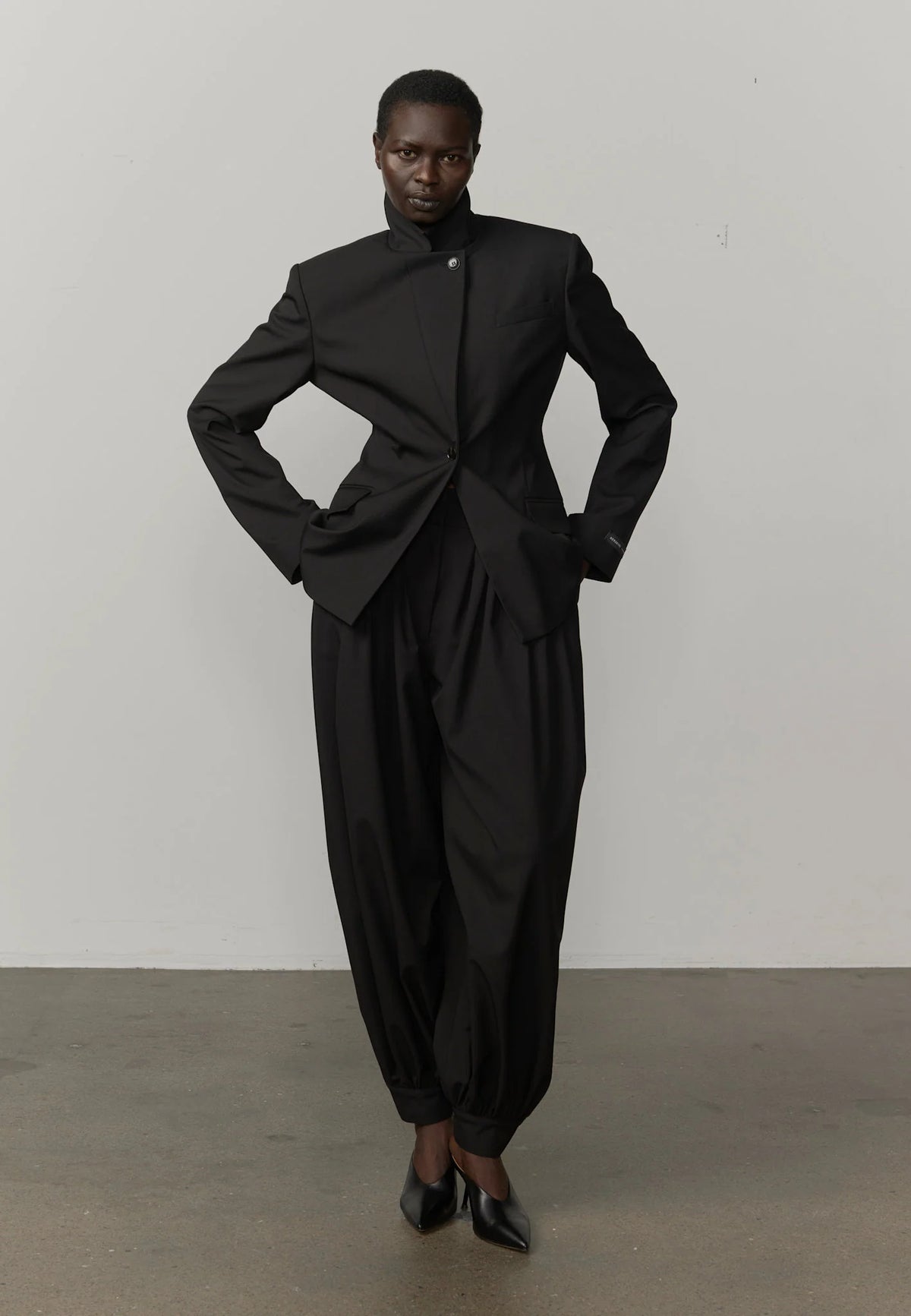 HERSKIND Pants "Zeth" black