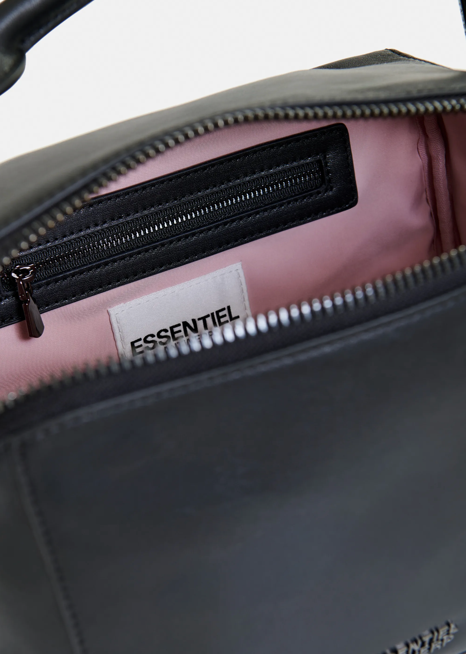 ESSENTIEL ANTWERP Bag "Ibasic" black
