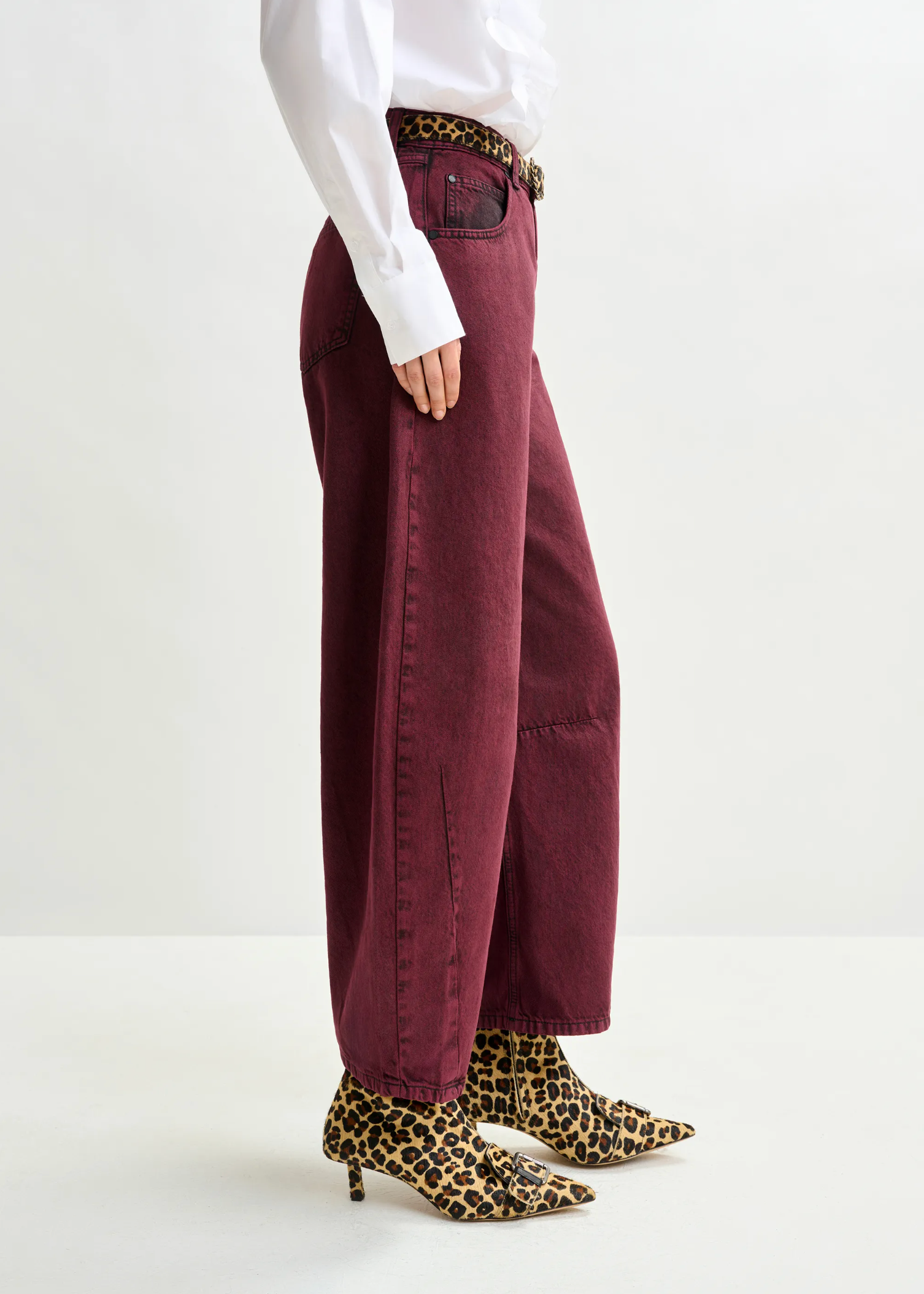 ESSENTIEL ANTWERP Jeans "Impressive" burgundy