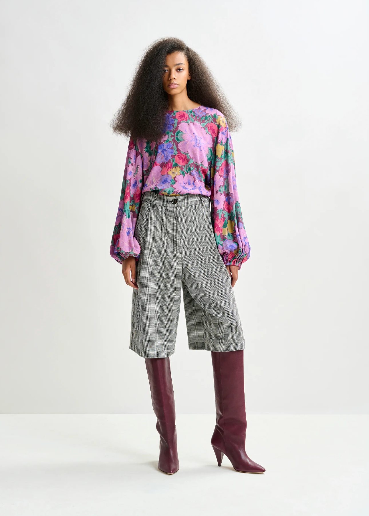 ESSENTIEL ANTWERP Shorts "Intro" grey