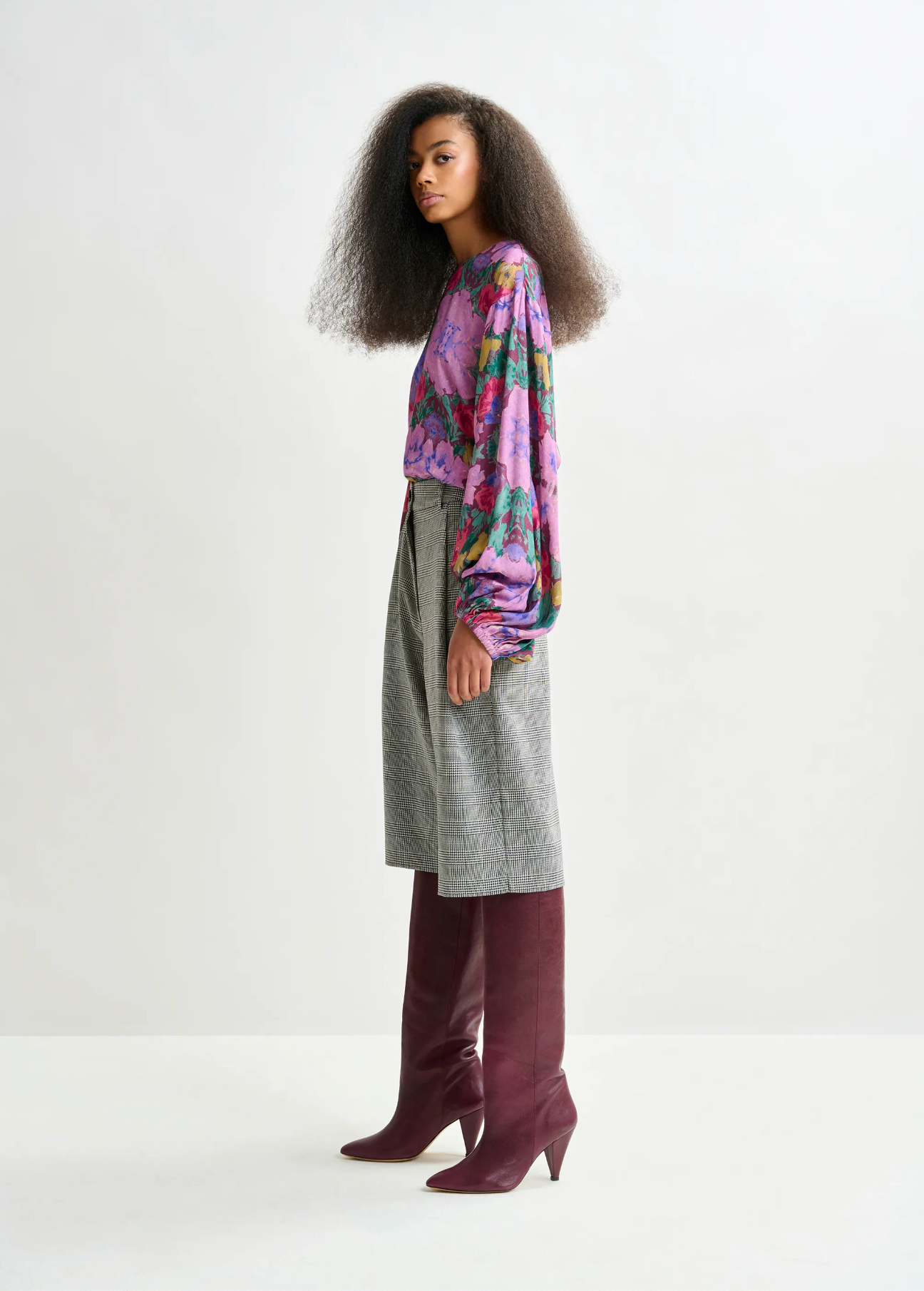 ESSENTIEL ANTWERP Shorts "Intro" grey