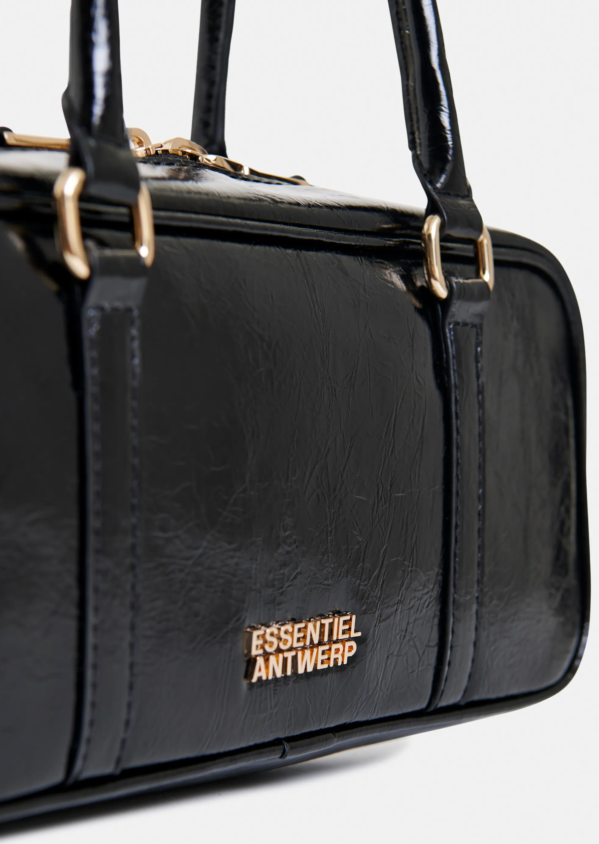 ESSENTIEL ANTWERP Bag "Izodiac" black