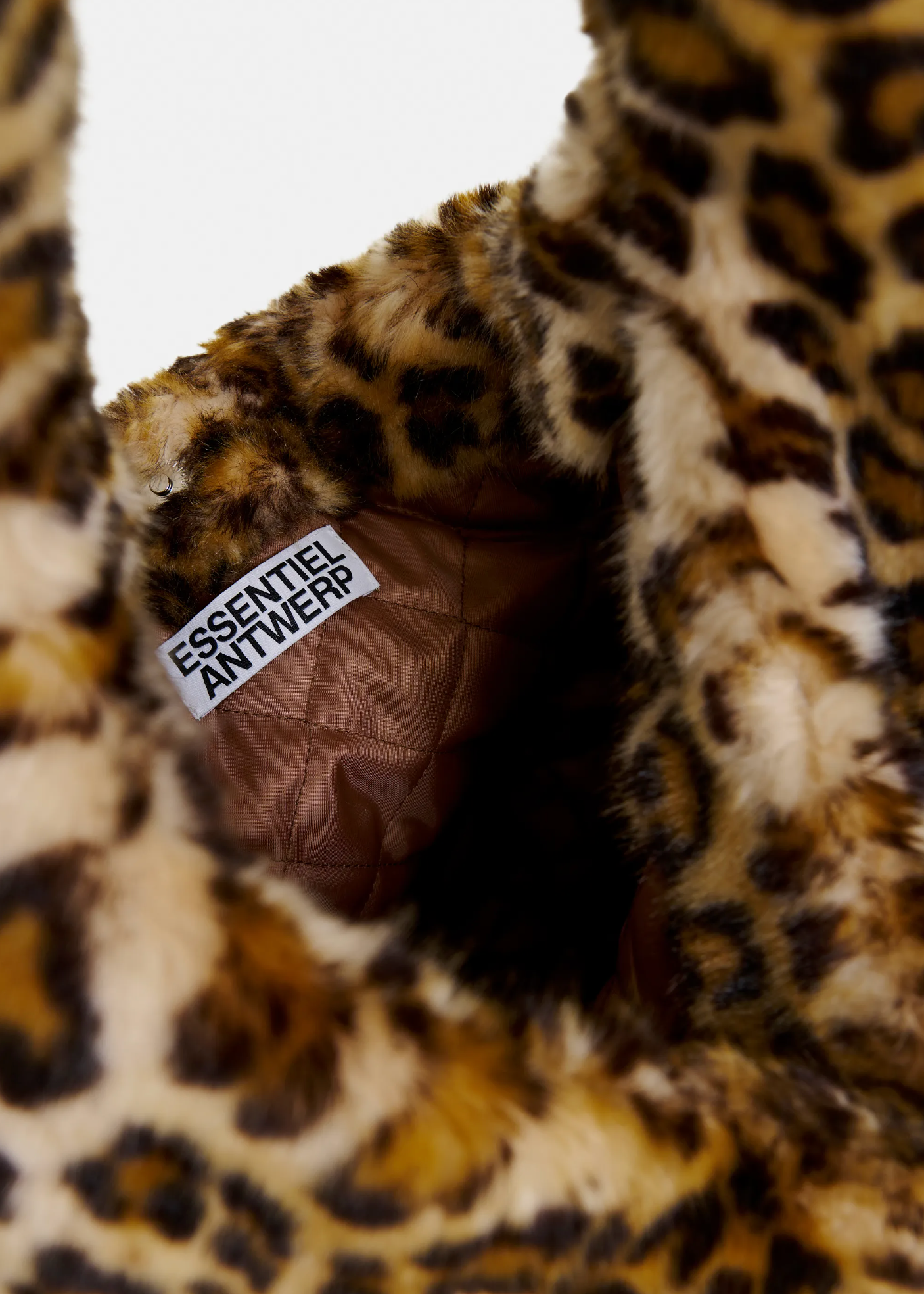 ESSENTIEL ANTWERP Bag "Ipuff" leo