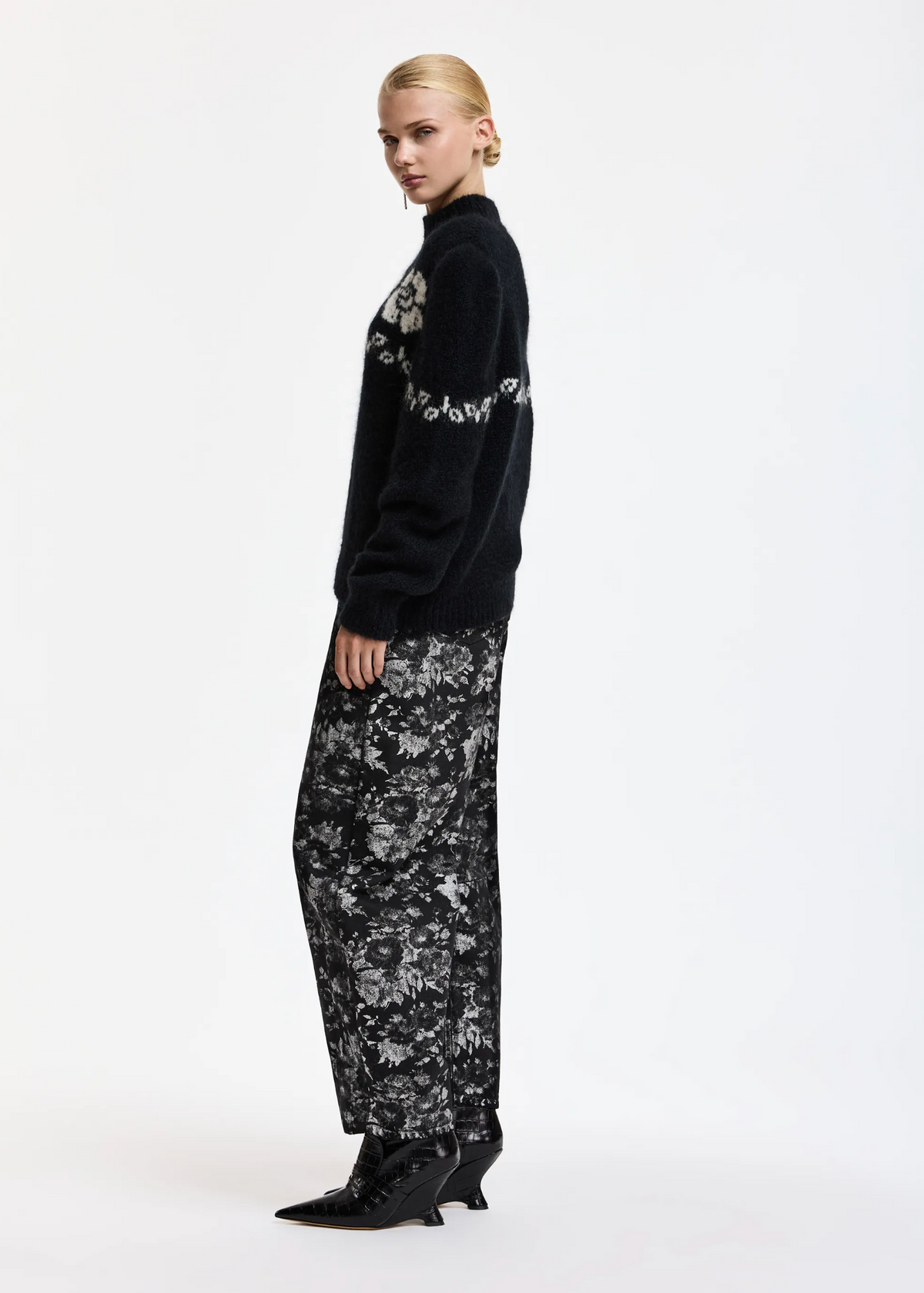 ESSENTIEL ANTWERP Jeans "Ko" black silver
