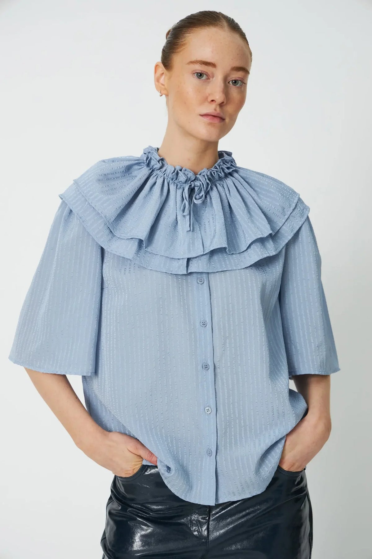 STELLA NOVA Blouse "Frill" dowe blue