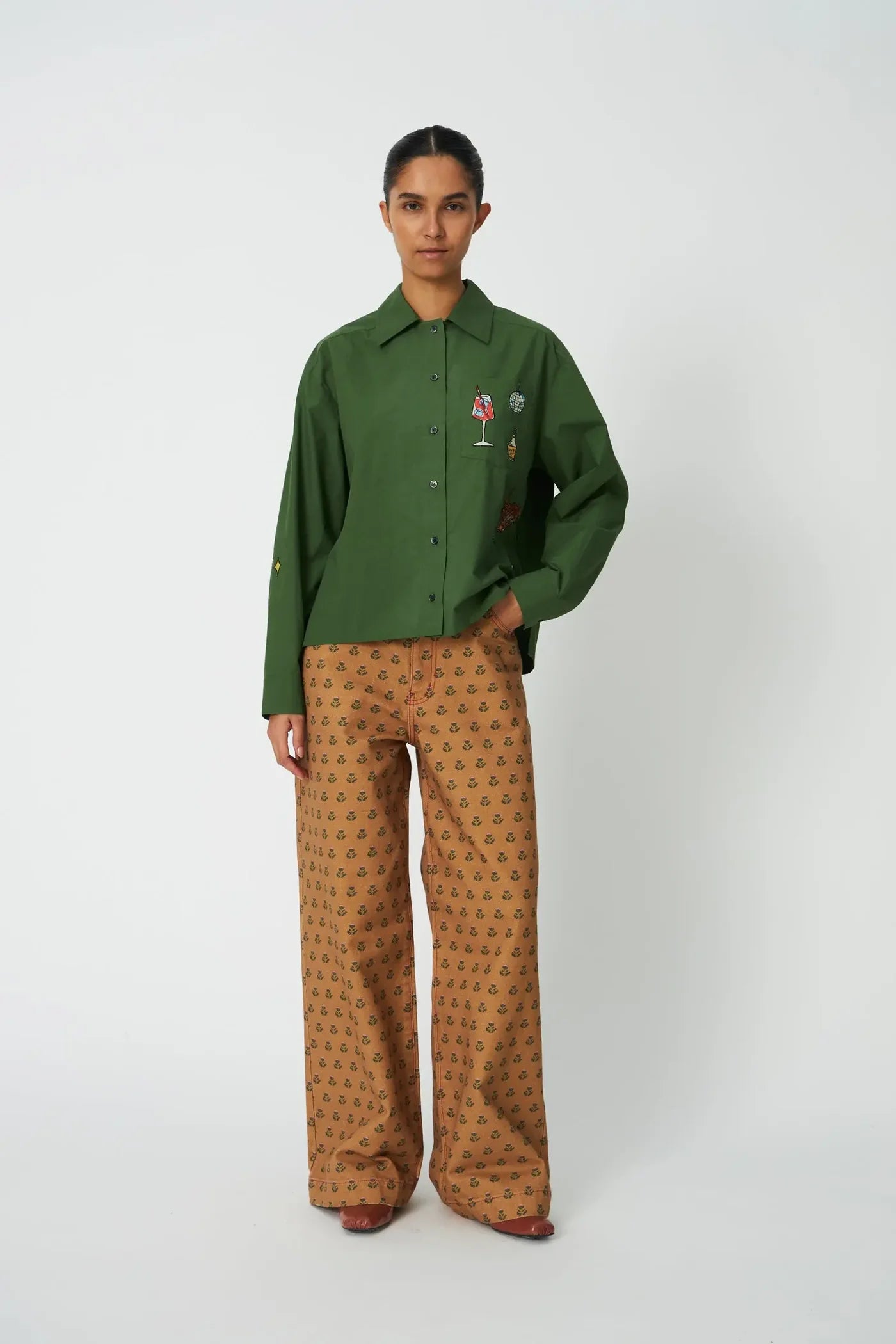 STELLA NOVA Shirt "Small embroidery" green leaf