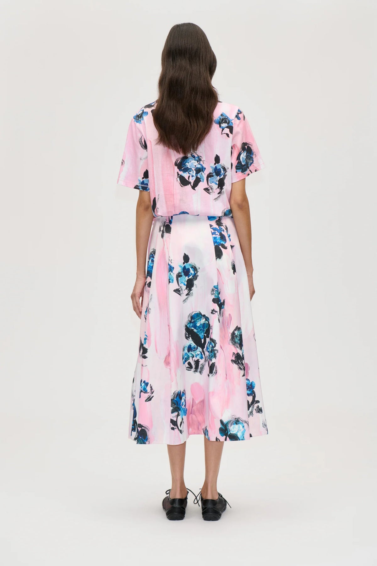 STINE GOYA Skirt "Blue roses on blush"