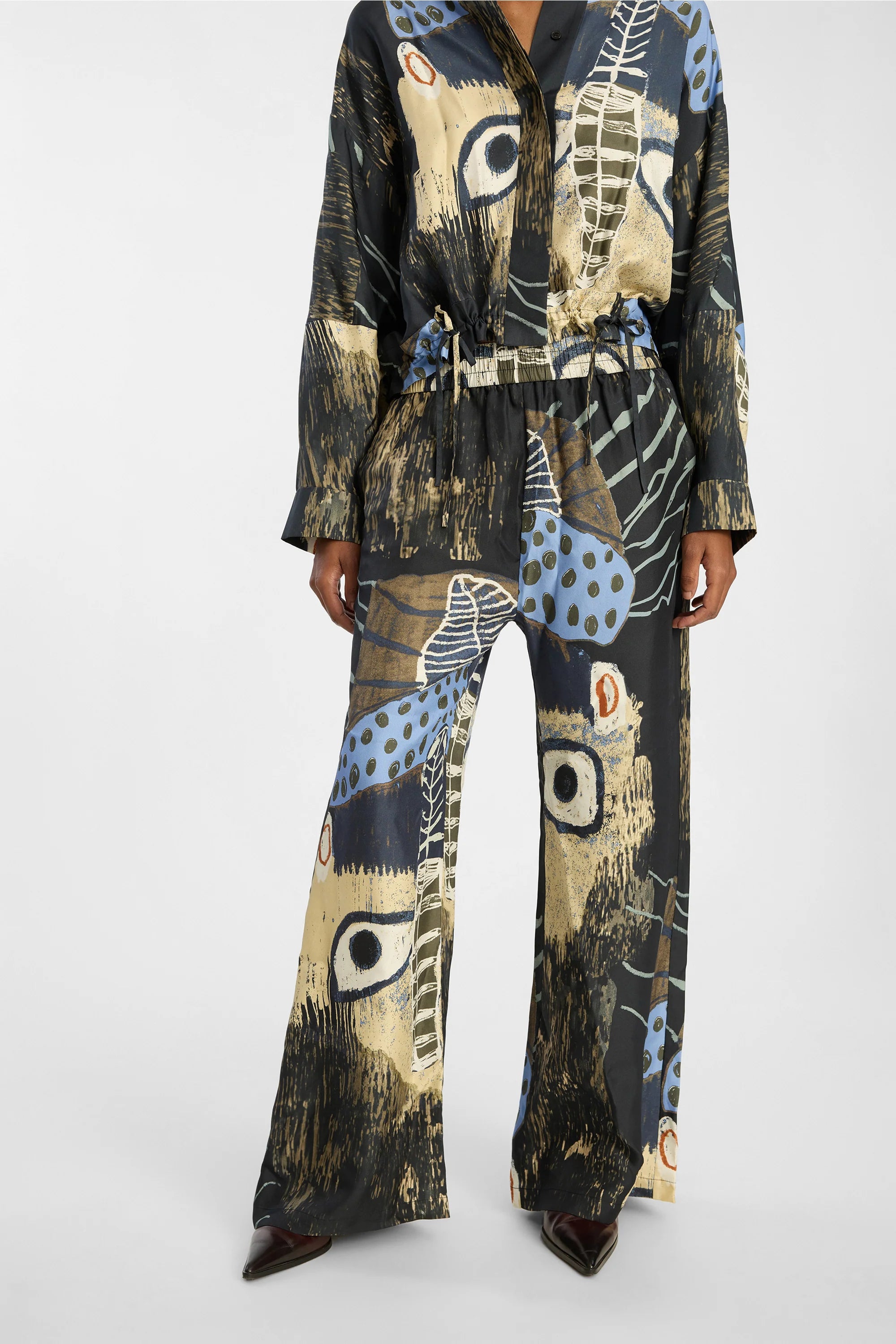 MUNTHE pants "Arum" black print