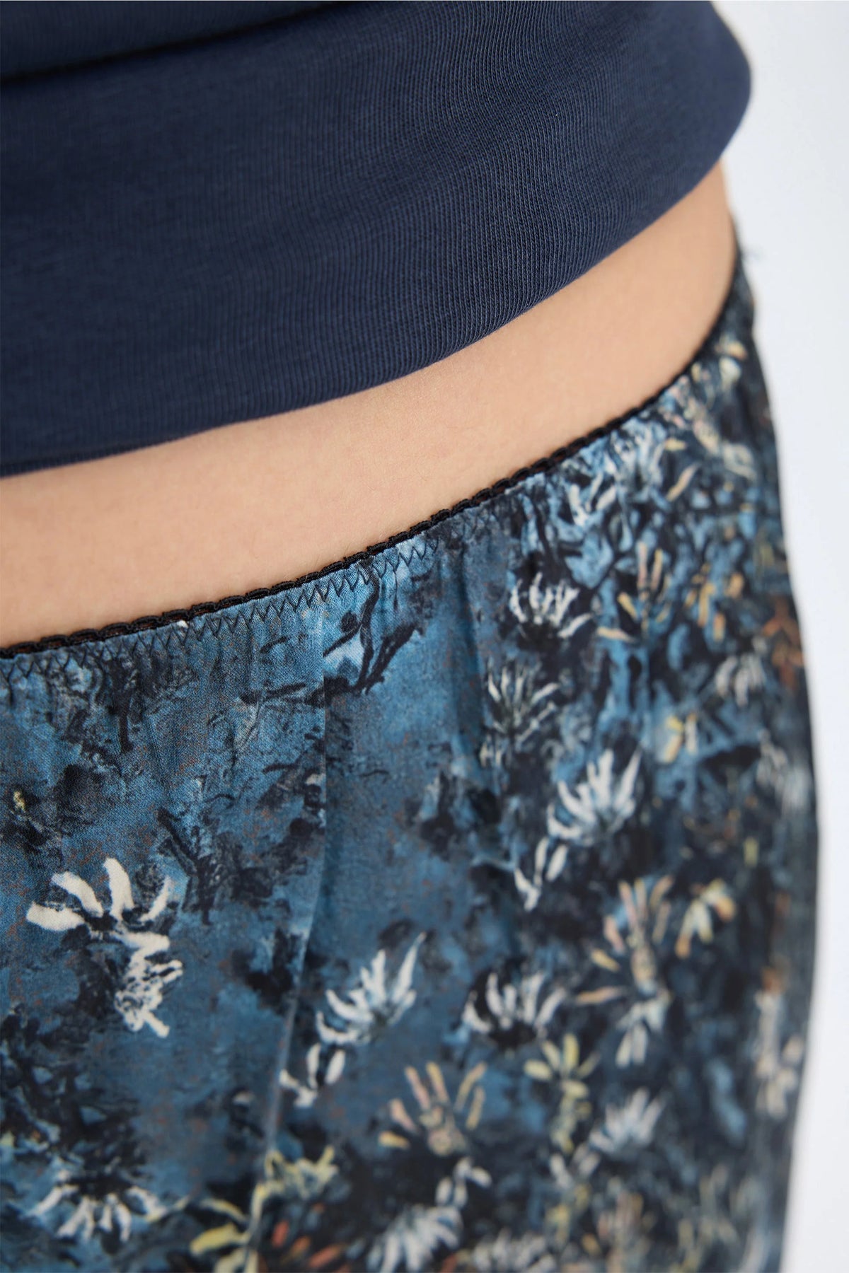MUNTHE Skirt "Vaia" print blue