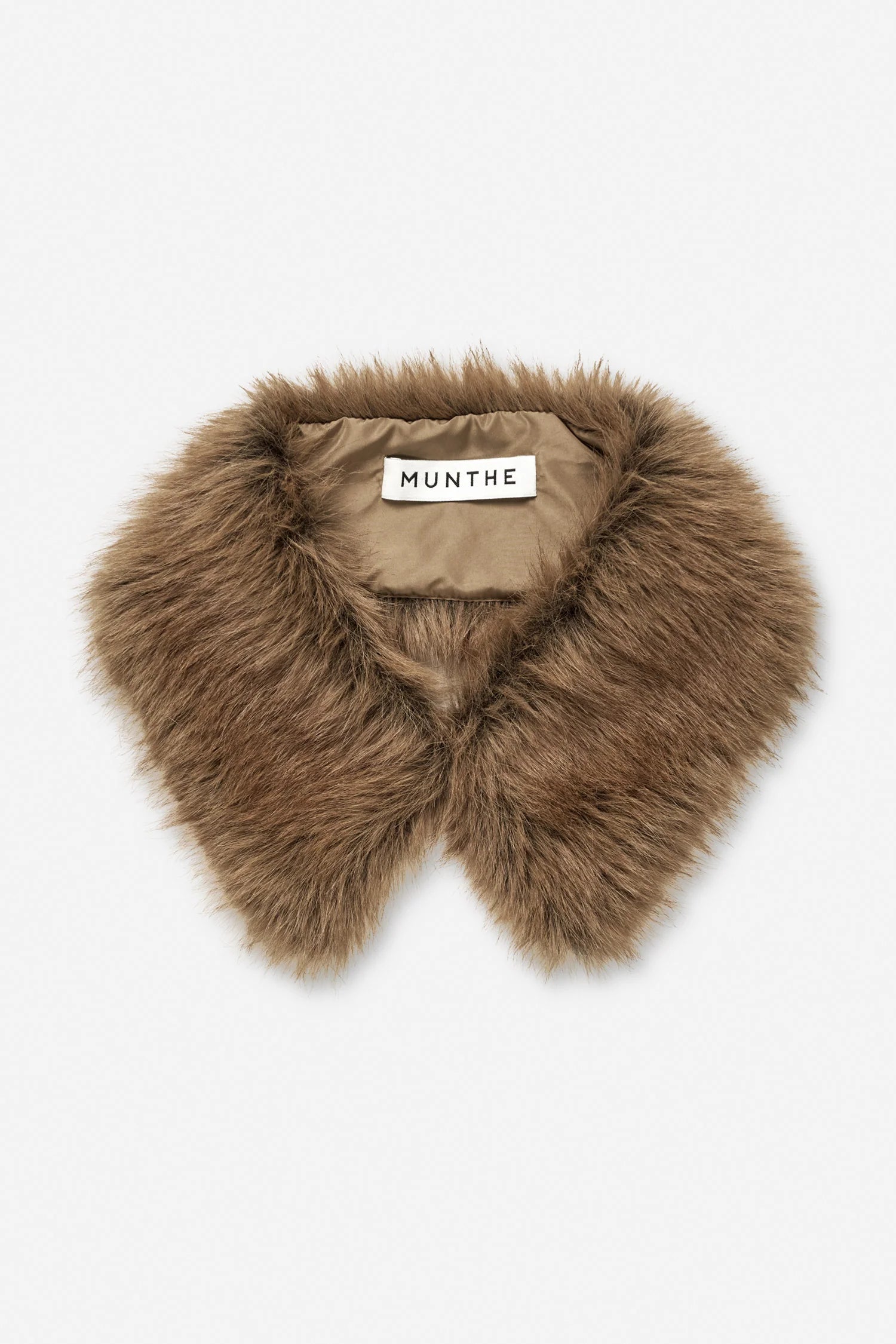 MUNTHE Collar "Vodkim" camel
