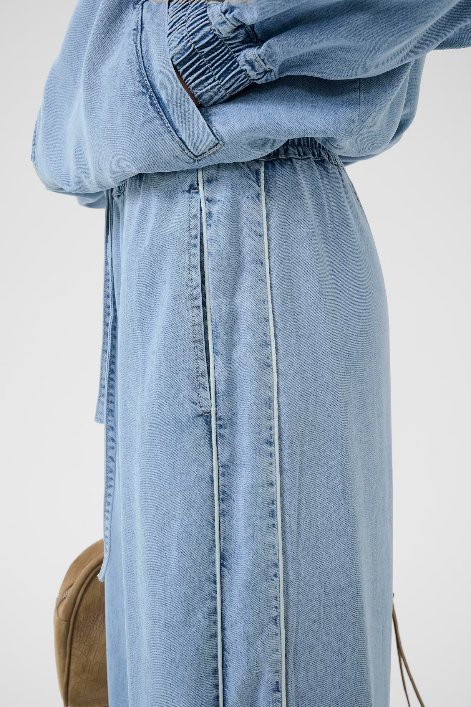 GESTUZ Pants "Sea" mid denim blue