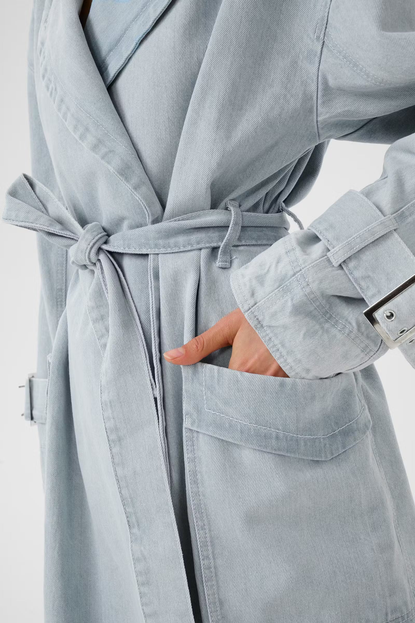 GESTUZ Trenchcoat "Parwana" vintage light denim
