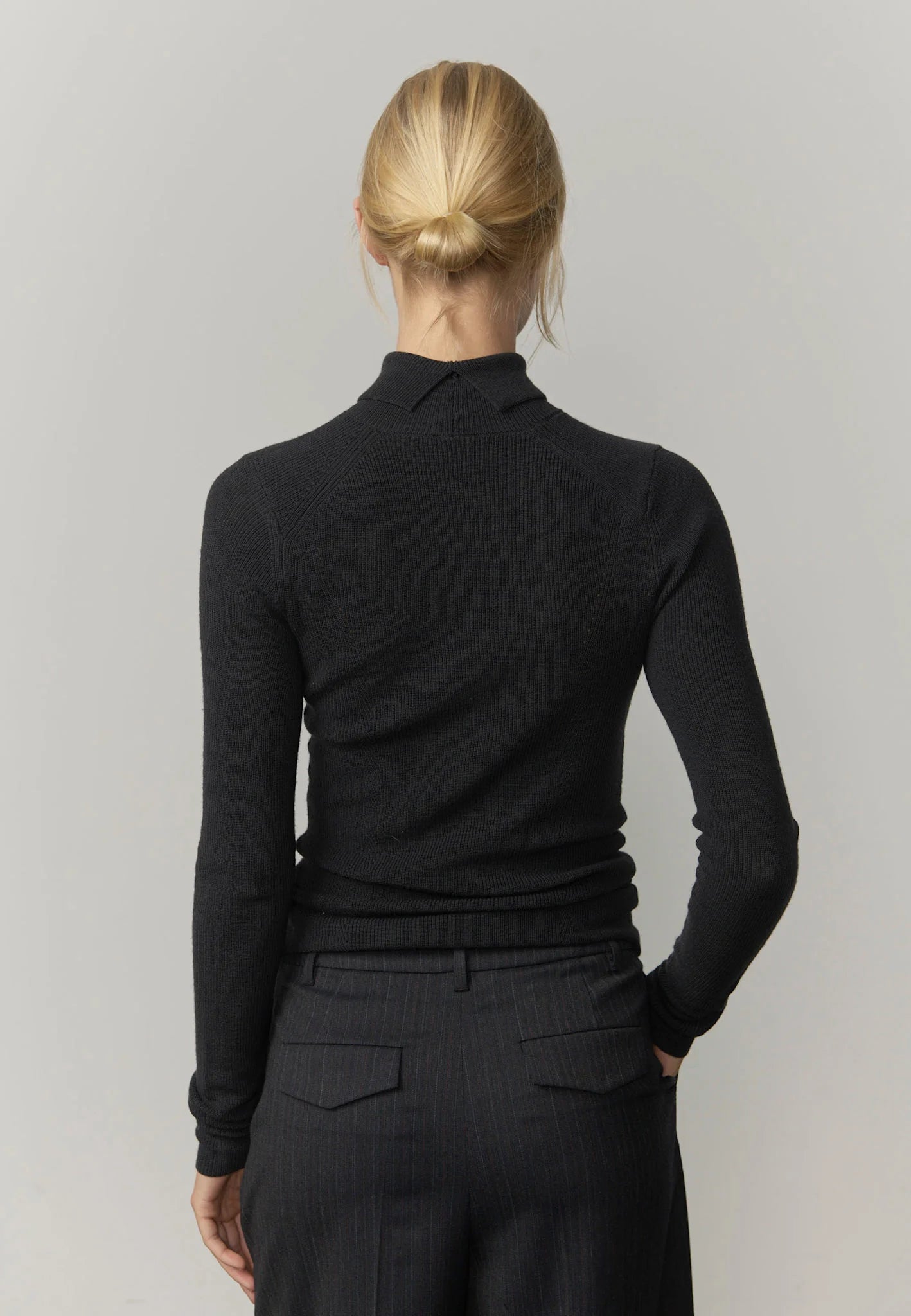 HERSKIND Pullover "Bib" dark grey
