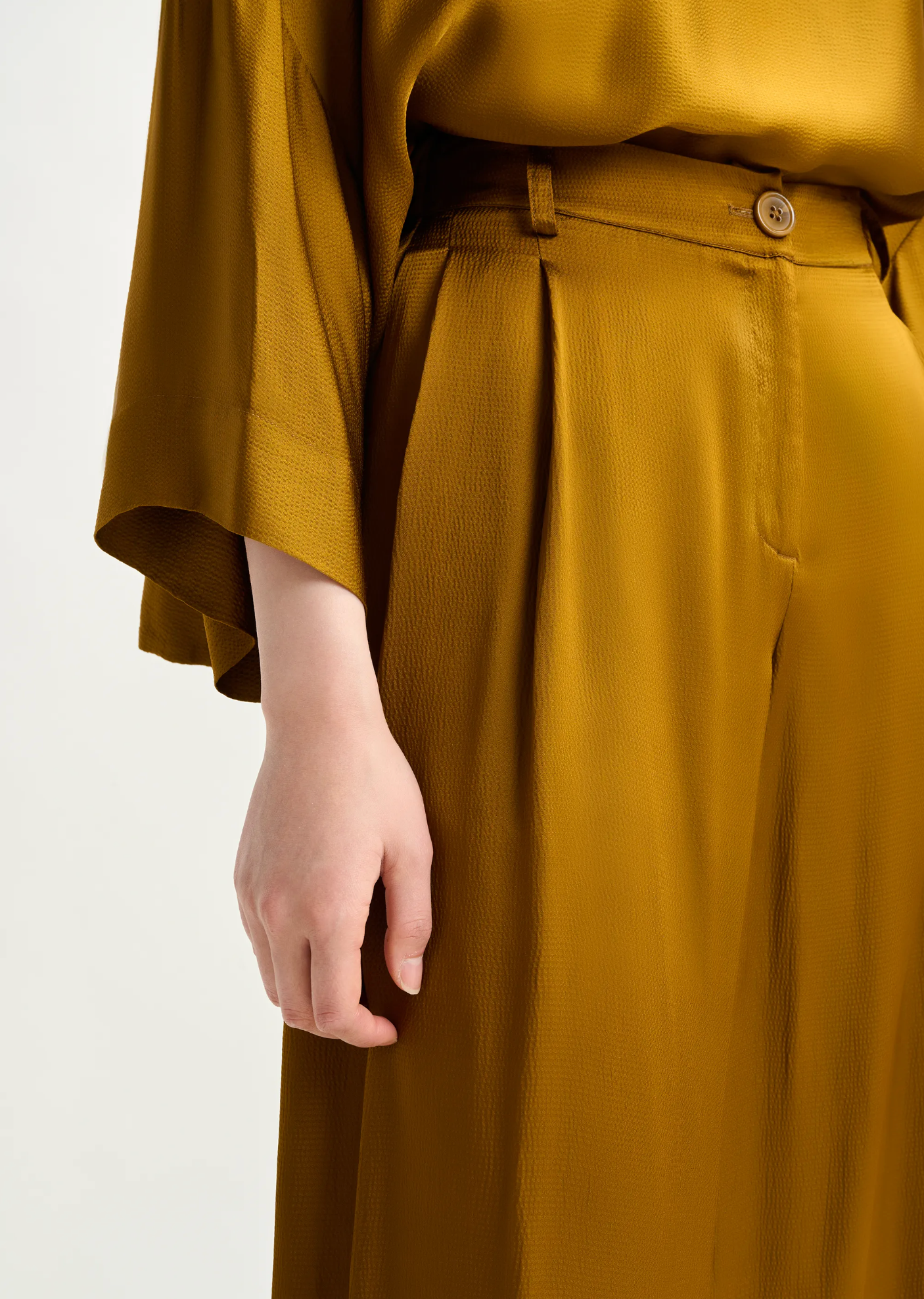 ESSENTIEL ANTWERP Pants "Inovember" rust