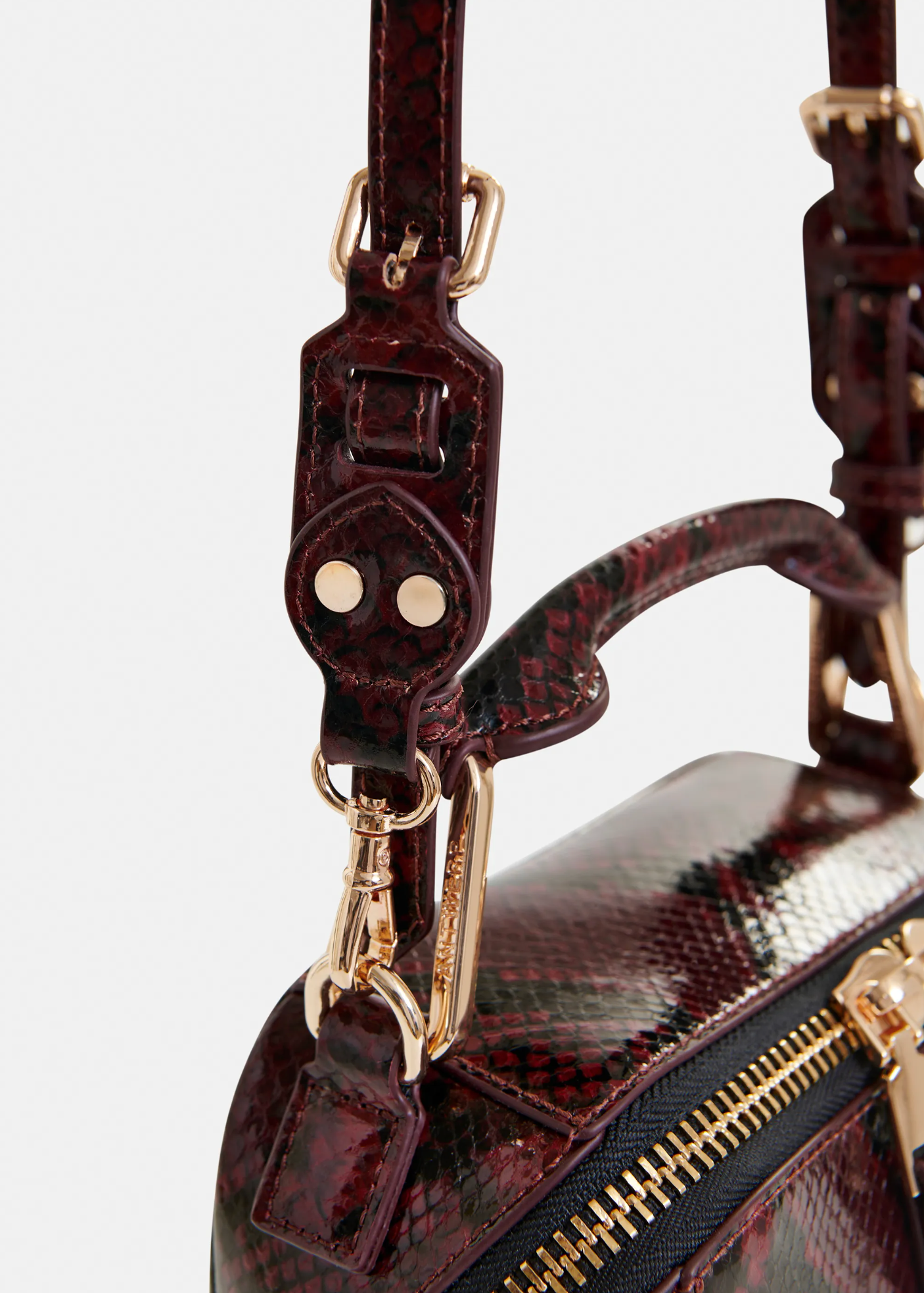 ESSENTIEL ANTWERP Bag "Irona" burgundy