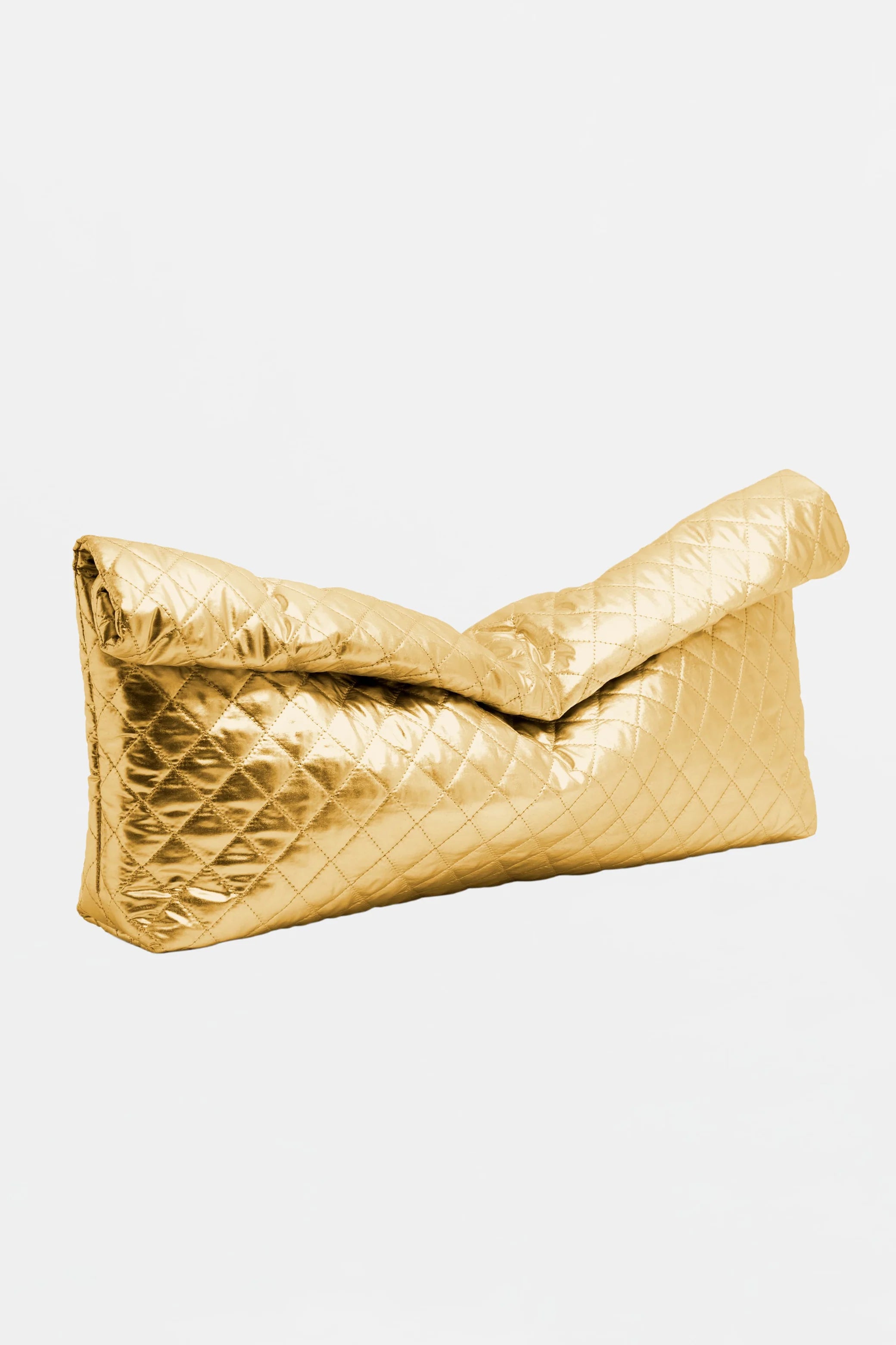 JULIA SKERGETH "The oversized clutch" gold