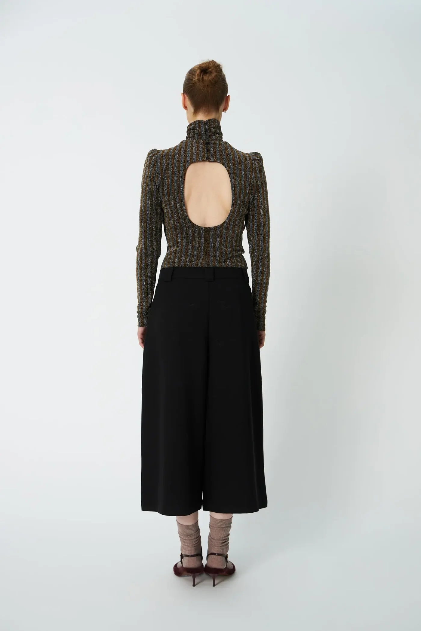STELLA NOVA Pants "cropped mid-waist" black