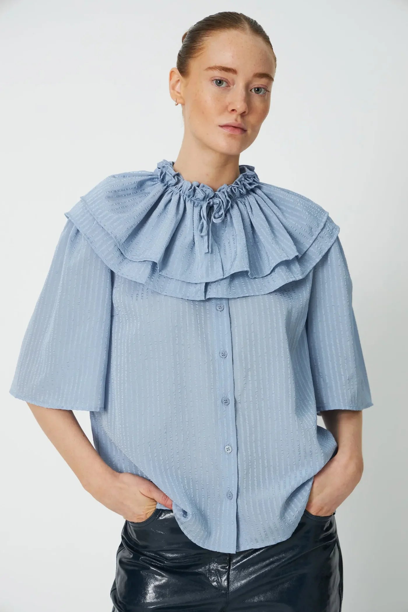STELLA NOVA Blouse "Frill" dowe blue