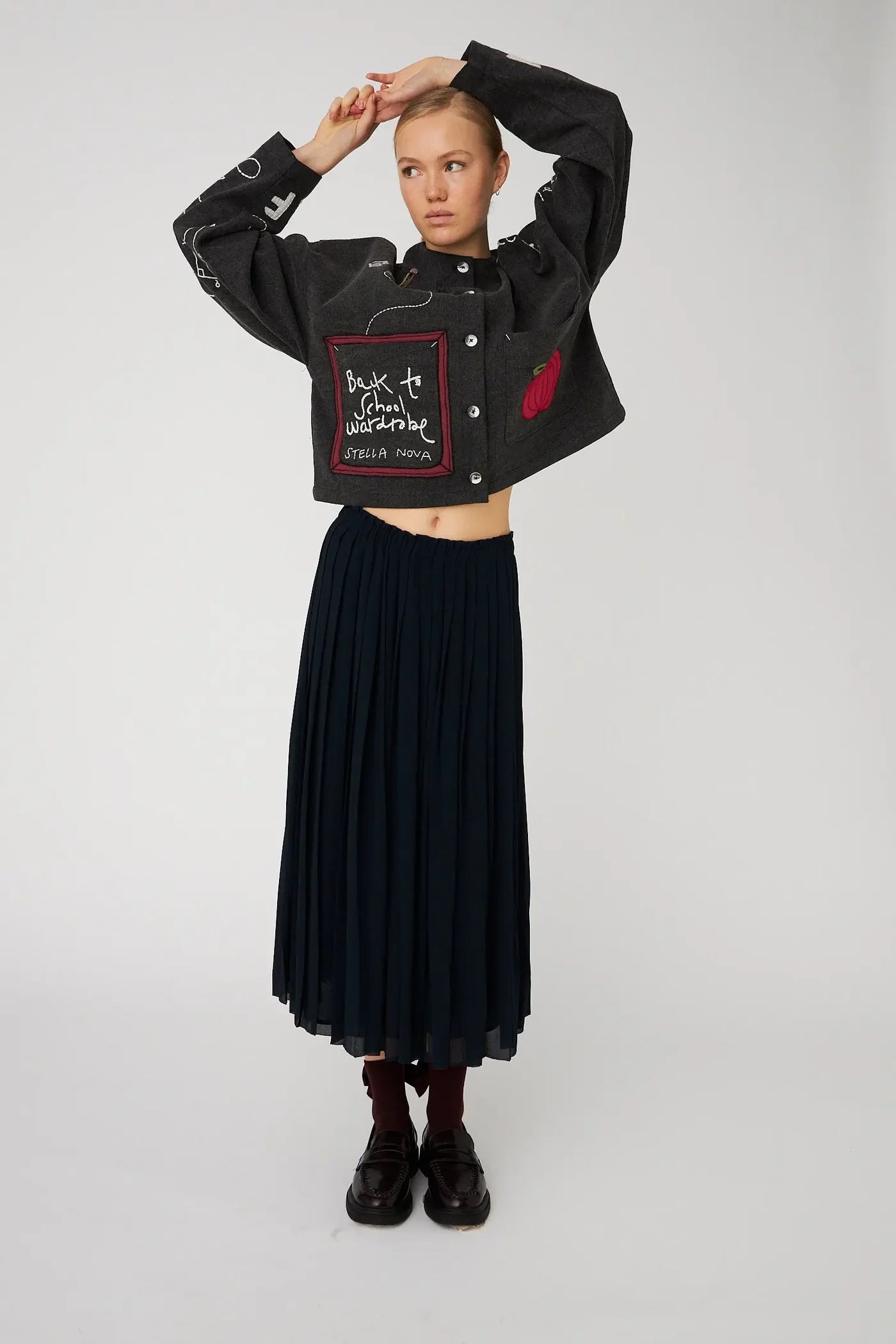 STELLA NOVA Plisseé midi skirt navy