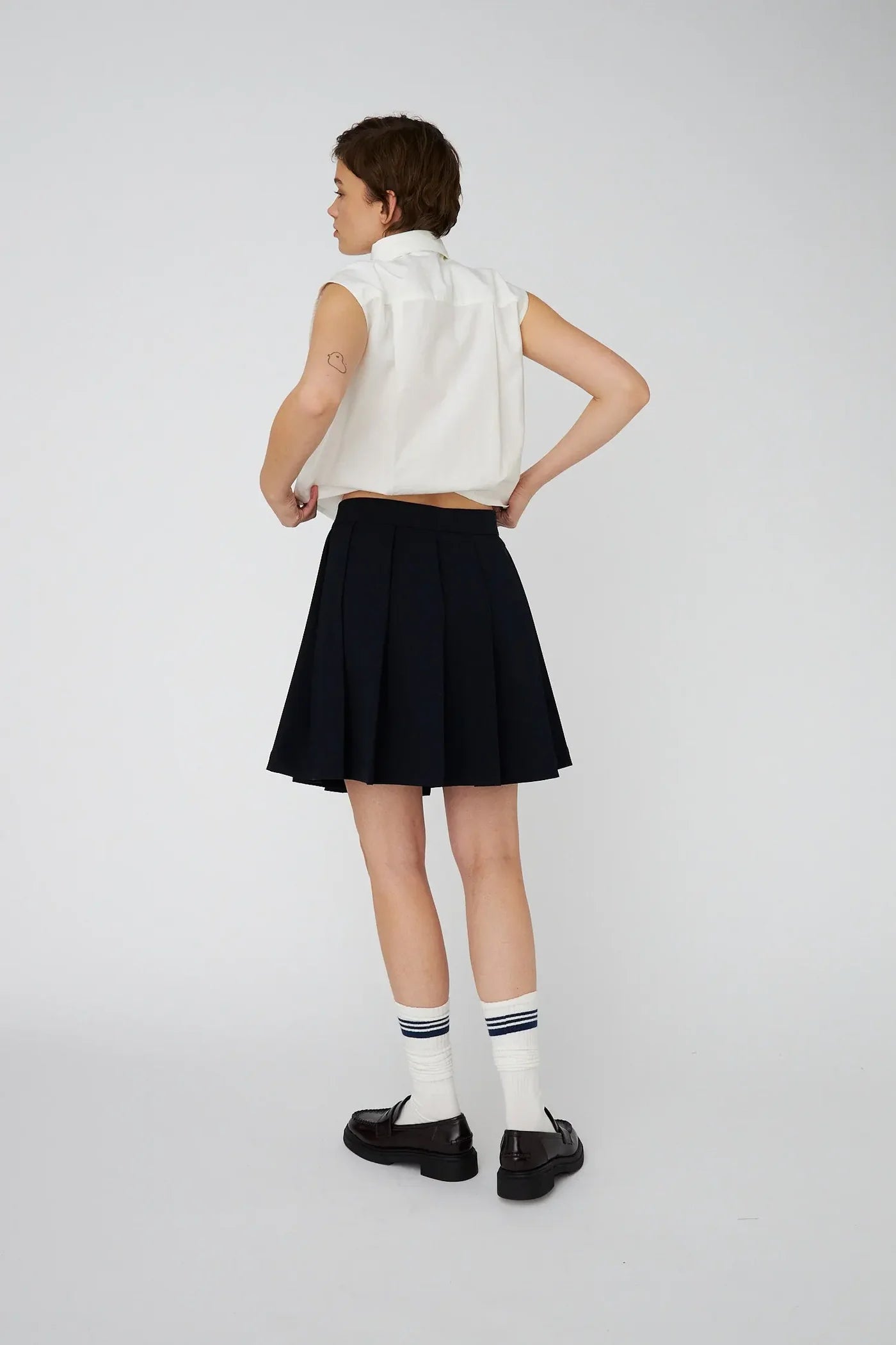 STELLA NOVA Plisseé mini skirt navy