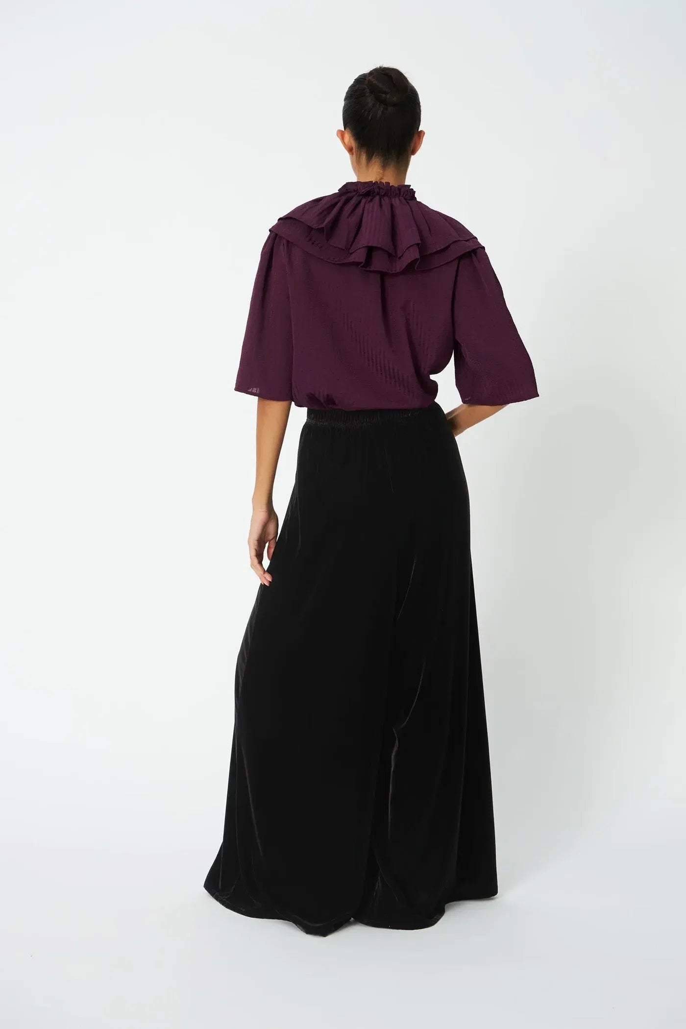 STELLA NOVA Pants "Velvet Volume" dark brown